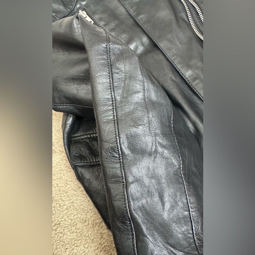 Black Rivet Genuine Leather Moto Jacket / Black Zippered Biker Jacket Size L - Picture 8 of 8